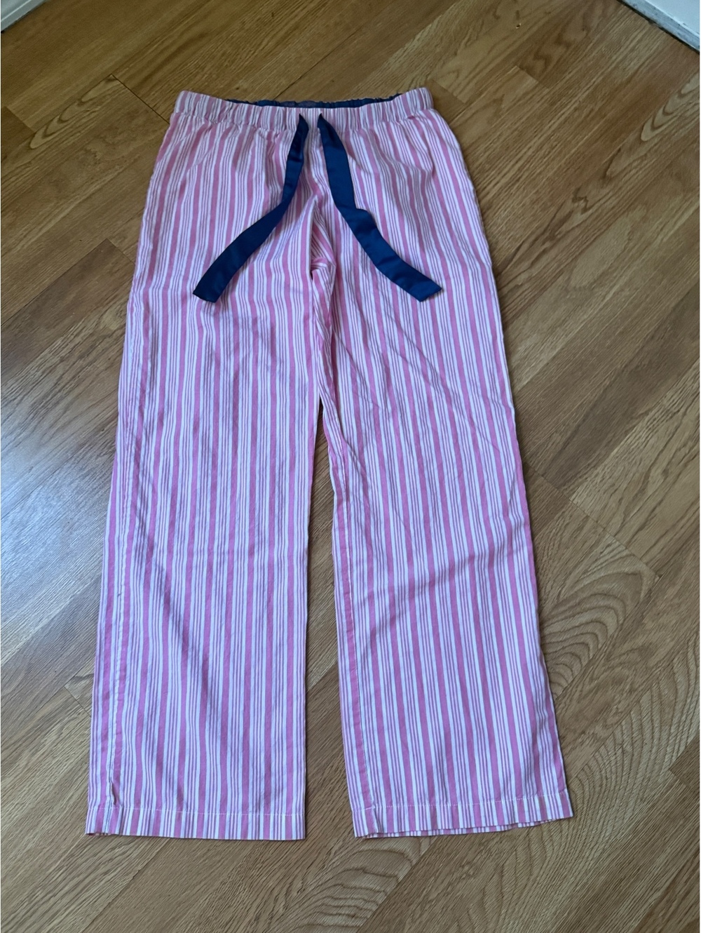 xhilaration pink and white striped sleepwear pants with navy drawstring size m